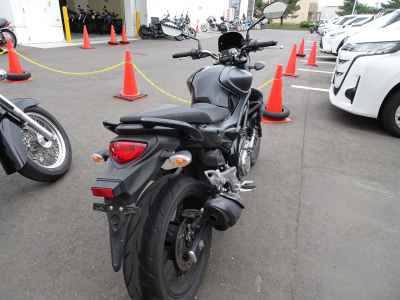 Suzuki Gladius SFV400 2019