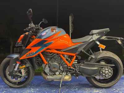 KTM 1290 Super Duke R 2021