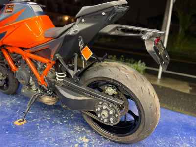 KTM 1290 Super Duke R 2021