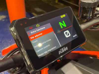 KTM 1290 Super Duke R 2021