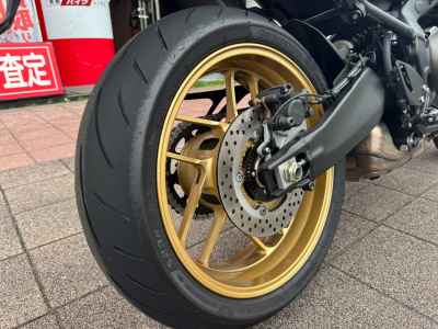 Yamaha XSR900 2025