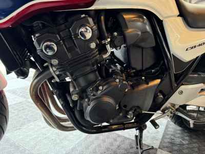 Honda CB400 Super Boldor 2015