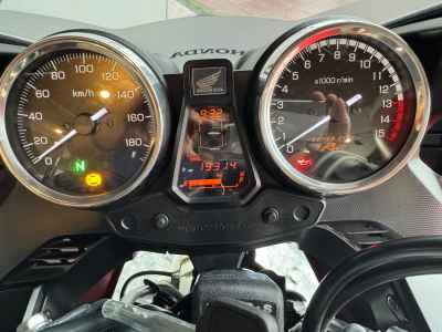 Honda CB400 Super Boldor 2015