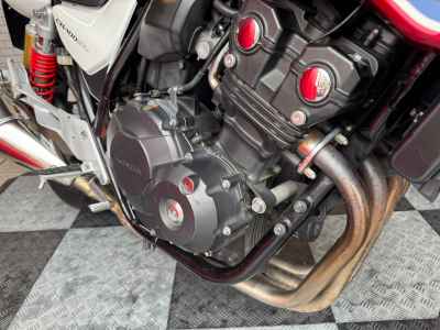 Honda CB400 Super Boldor 2015