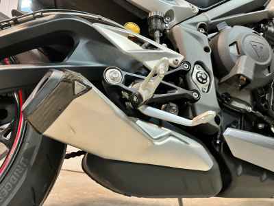 Triumph Street Triple 765 RS 2021