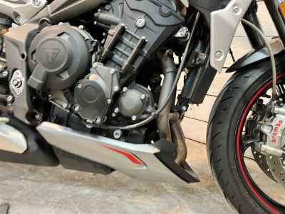 Triumph Street Triple 765 RS 2021