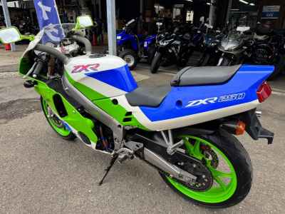 Kawasaki Ninja ZX-25R