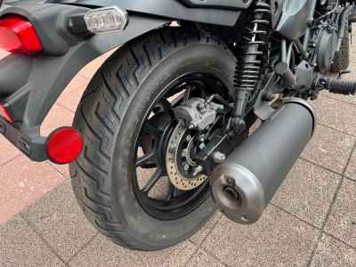 Kawasaki Eliminator 400 2024