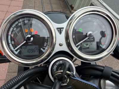 Triumph Bonneville T120B 2024