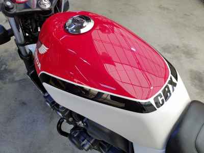 Honda CB400SF 2018