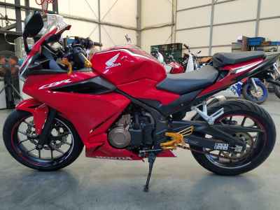 Honda CBR400R 2021