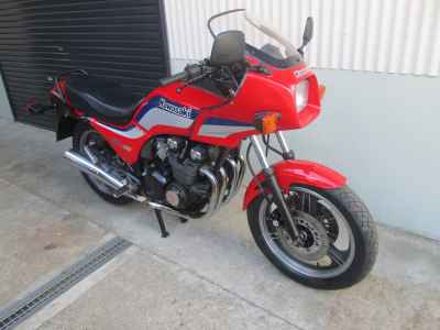 Kawasaki GPZ400F 2026