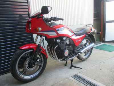 Kawasaki GPZ400F 2026