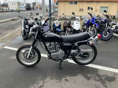 Yamaha SR400 2020