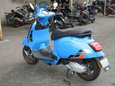 Vespa GTS 300 Super Sport 2025