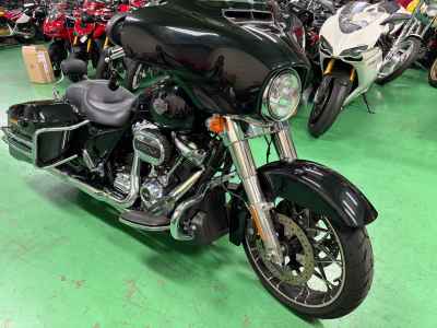 Harley-Davidson Street Glide FLHXS1690 2021