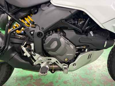 Ducati DesertX 2024
