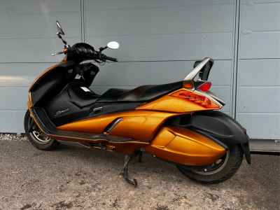 Suzuki Gemma 250