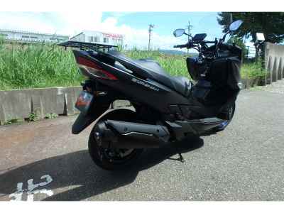 Suzuki Burgman 400 2021