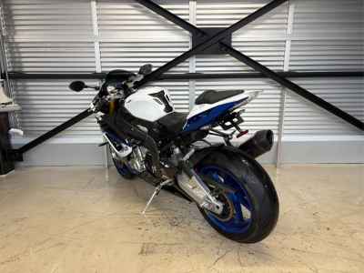 BMW HP4 2014