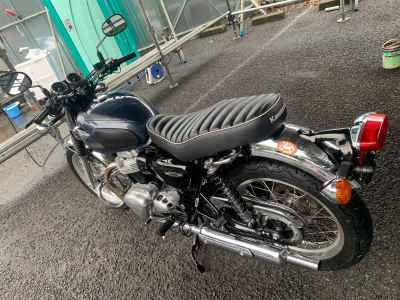 Kawasaki W800