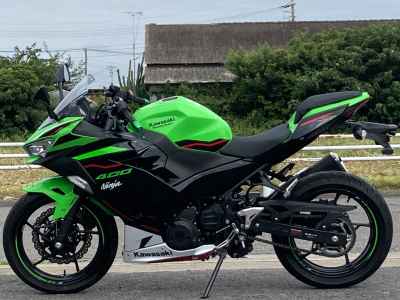 Kawasaki Ninja 400 KRT Edition 2022
