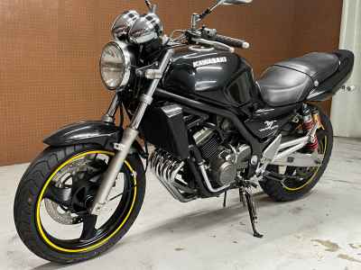 Kawasaki Balius ZR250