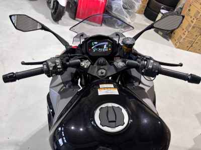 Kawasaki Ninja 1000SX 2024