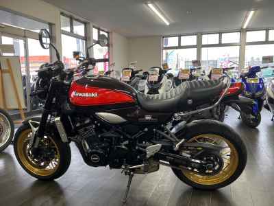 Kawasaki Z900RS 2022