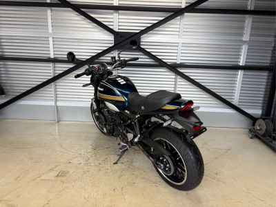 Kawasaki Z900RS 2022