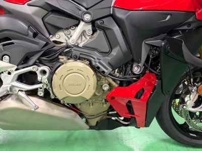 Ducati Streetfighter V4S 2025