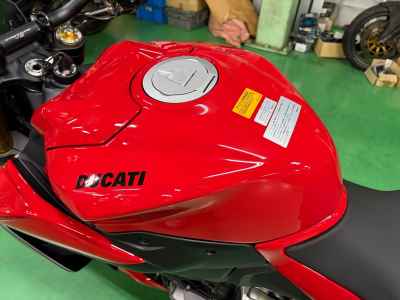 Ducati Streetfighter V2S 2025
