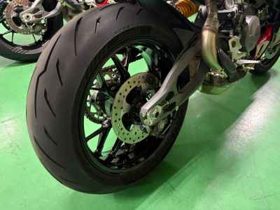 Ducati Streetfighter V2S 2025