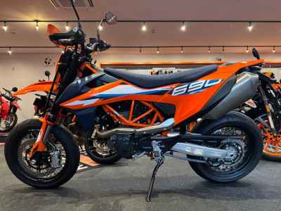 KTM 690 SMC R 2024