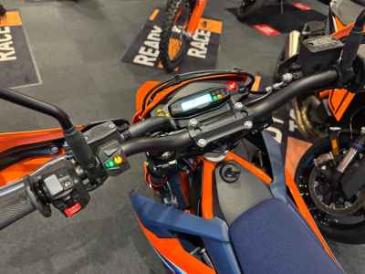 KTM 690 SMC R 2024