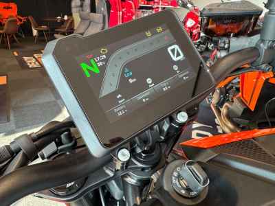 KTM 990 Duke 2024