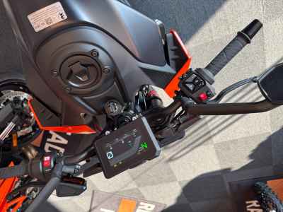 KTM 990 Duke 2024