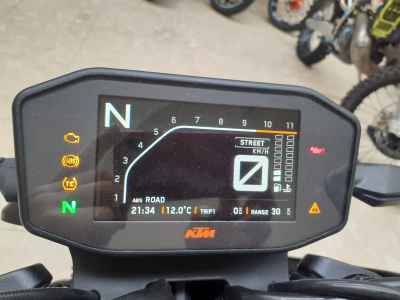 KTM 890 Duke GP 2023