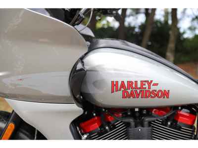 Harley-Davidson FLTRX STSE CVO 2026