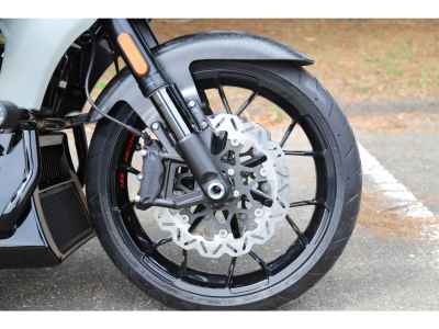 Harley-Davidson FLTRX STSE CVO 2026