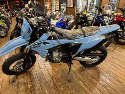 Suzuki DR-Z4SM 2026