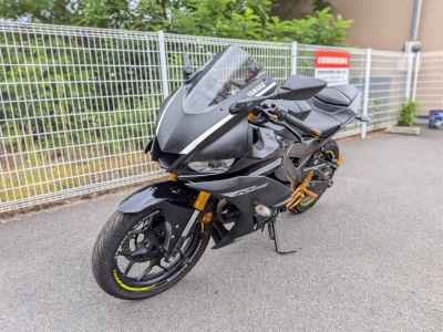 Yamaha YZF-R25 2019