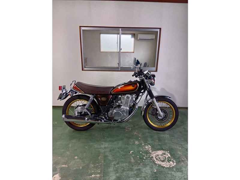Yamaha SR400 2018