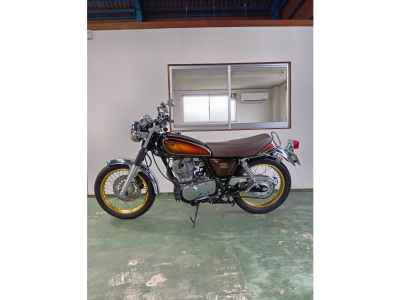 Yamaha SR400 2018