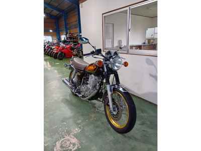 Yamaha SR400 2018