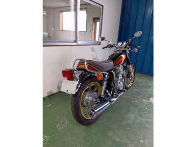 Yamaha SR400 2018