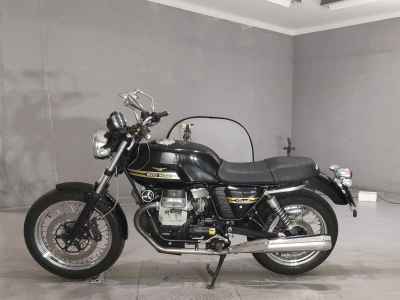 Moto Guzzi V7 Classic 2011