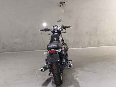 Moto Guzzi V7 Classic 2011