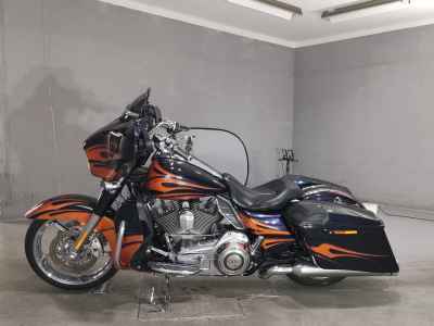Harley-Davidson Street Glide FLHXSE1800 CVO 2015