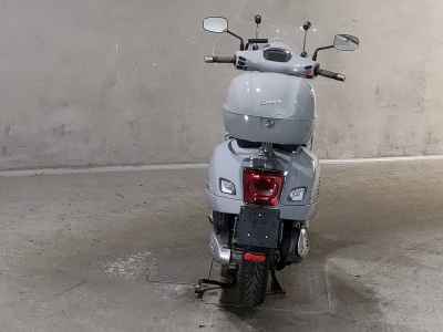 Vespa GTS 300 Super 2021